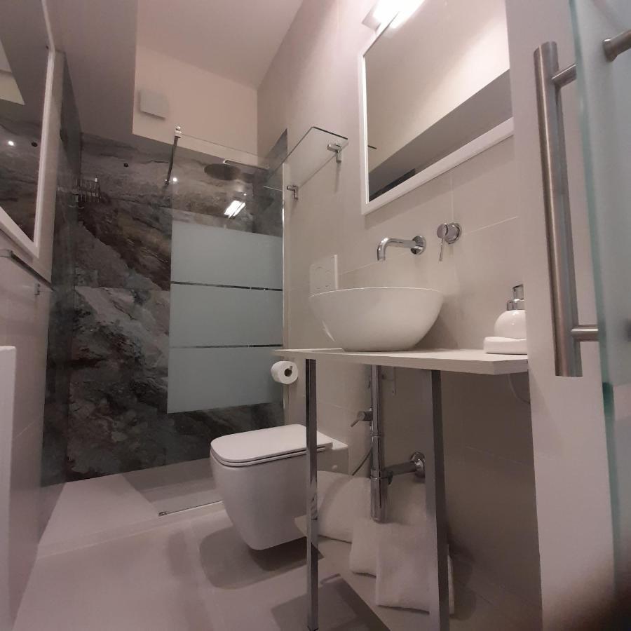 Residenza N&D Luxury Appartement Bari Buitenkant foto