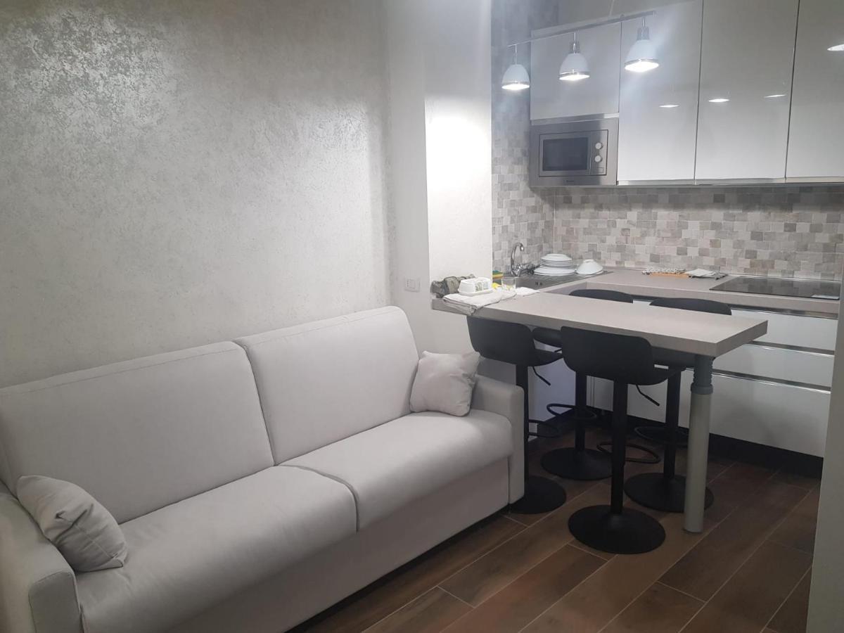Residenza N&D Luxury Appartement Bari Buitenkant foto